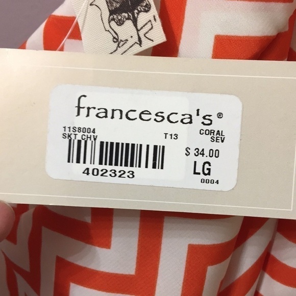 FRANCESCA’S chevron orange/white mini skirt side zip size Large - Picture 4 of 5